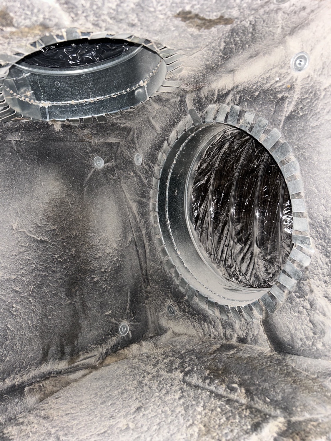Return duct opening mid-clean