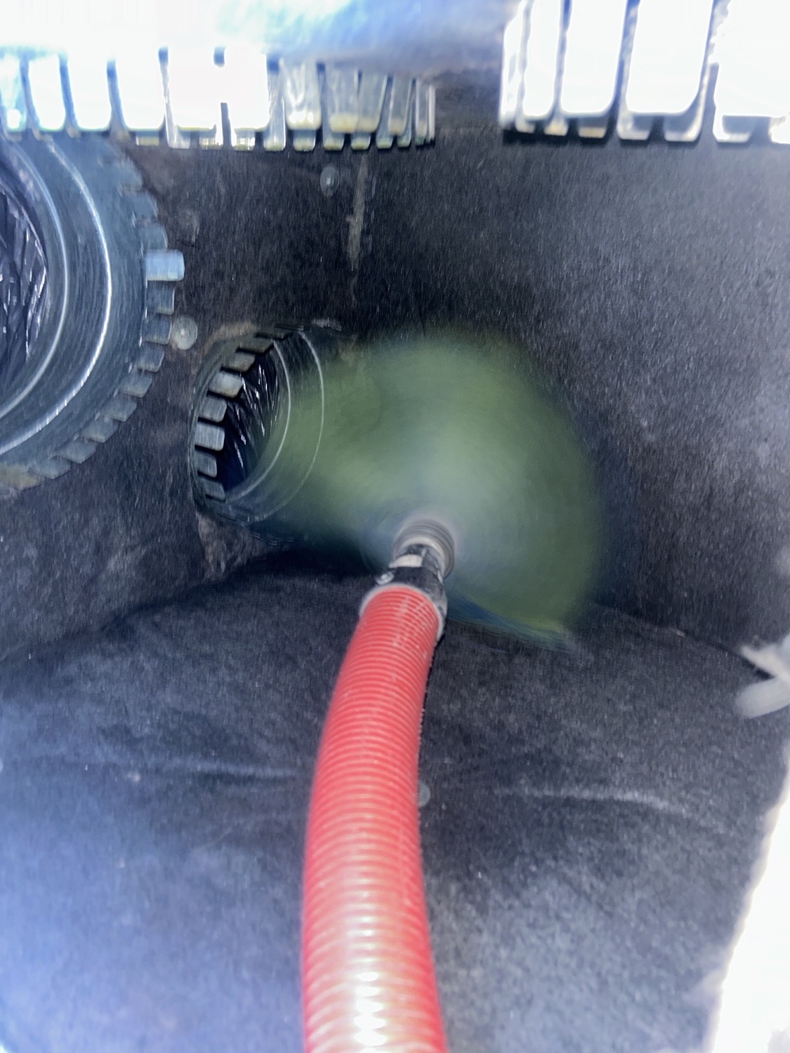 Agitating brush clearing a supply run